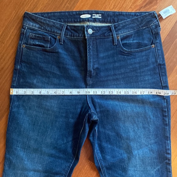 Old Navy High Rise Womens Power Straight Jeans w/Secret Slim Pockets - Sz 14 - Picture 10 of 11